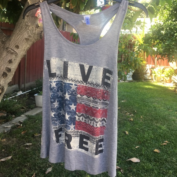 🇺🇸 Tank Top! - Picture 2 of 3
